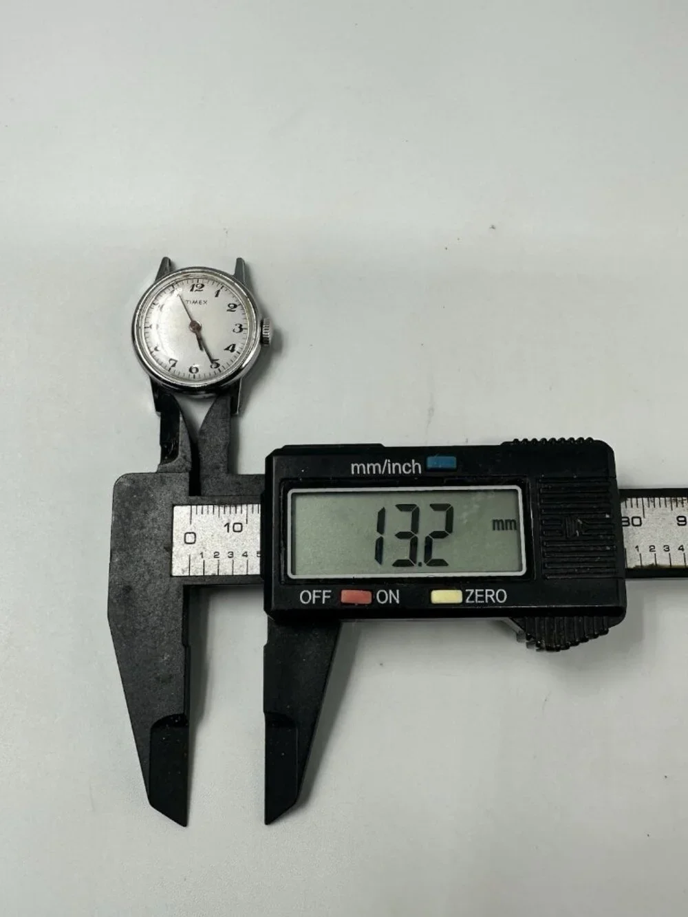 Vintage Manual Wind Timex Watch Women No Band 25MM Red Second Hand